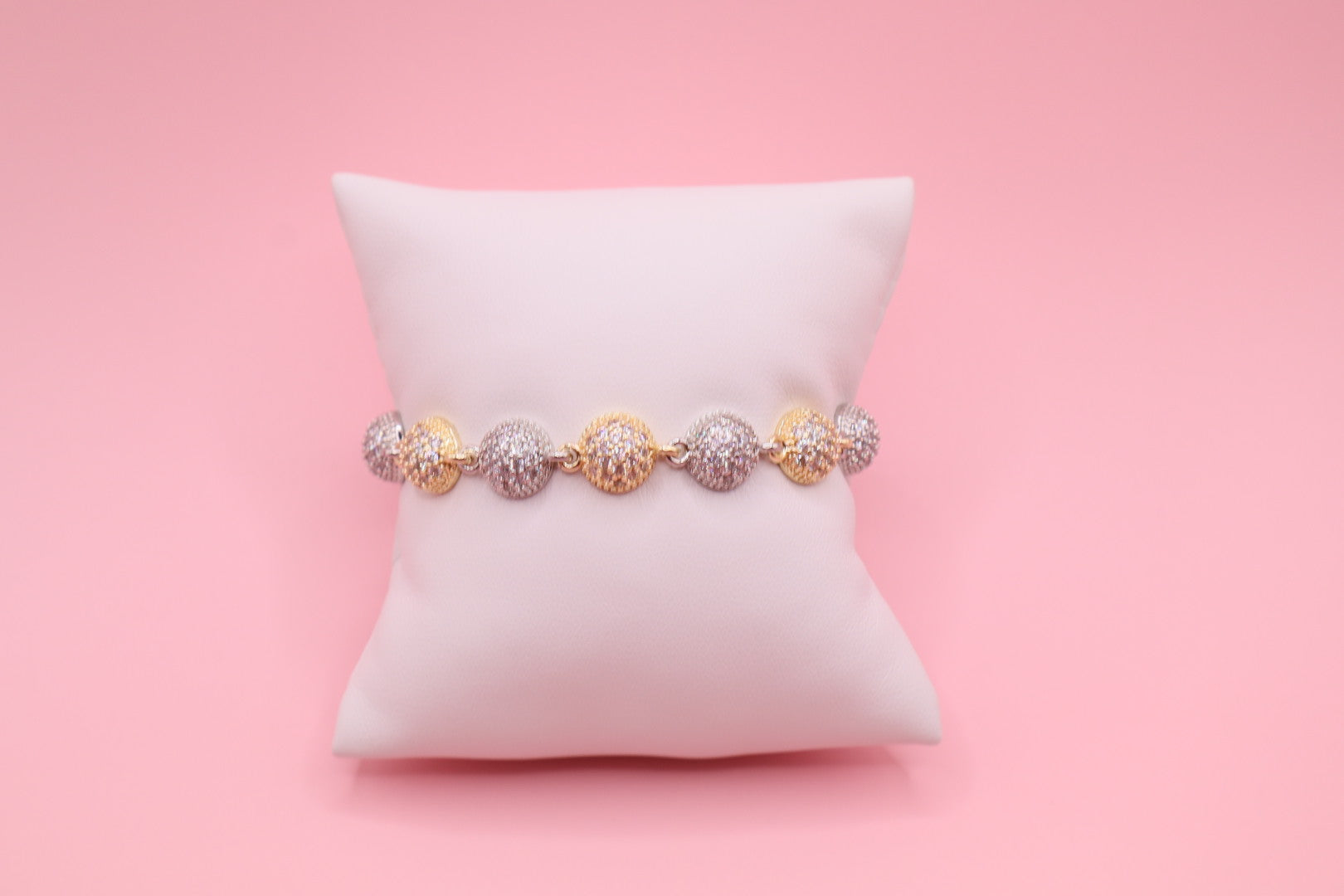 pulsera de eslabones tejidos en doble tono para dama, con baño de oro 18k