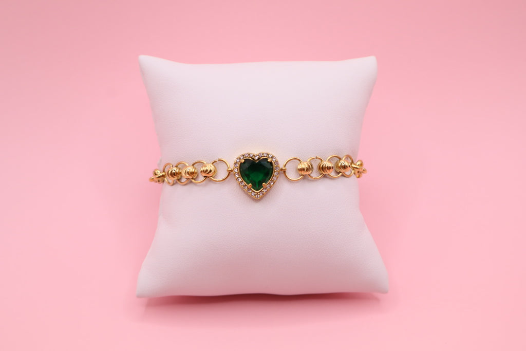 Pulsera en acero inoxidable, dorada con dije de corazón