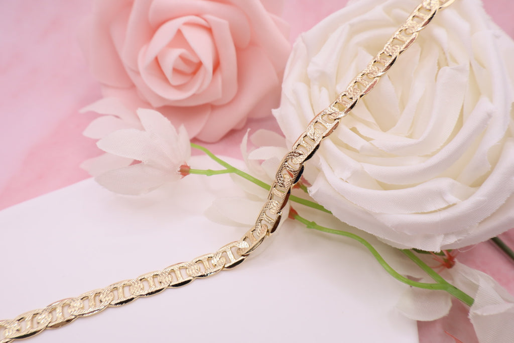 Pulsera de eslabones marineros planos bañado en oro 18k